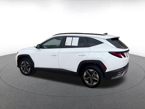 Used 2026 Hyundai Tucson SEL Plus AWD/4WD image 9