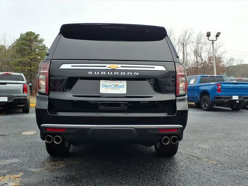 Used 2023 Chevrolet Suburban High Country image 5