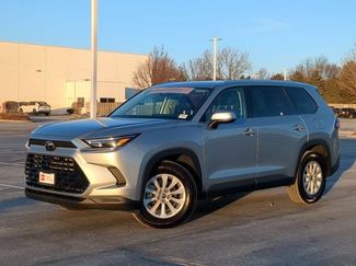 Certified 2025 Toyota Grand Highlander XLE video 2