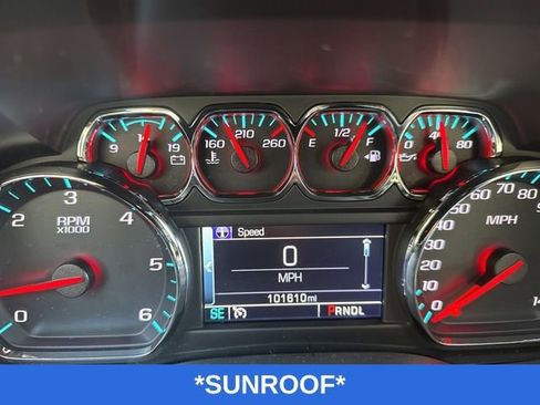 Used 2020 Chevrolet Suburban LT image 9