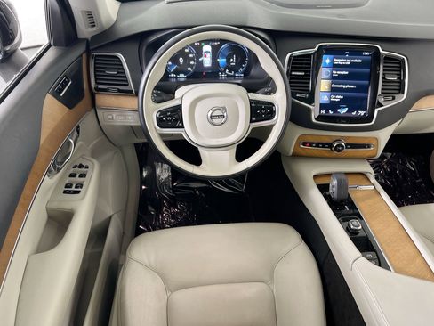 Used 2022 Volvo XC90 T8 Inscription Expression image 22