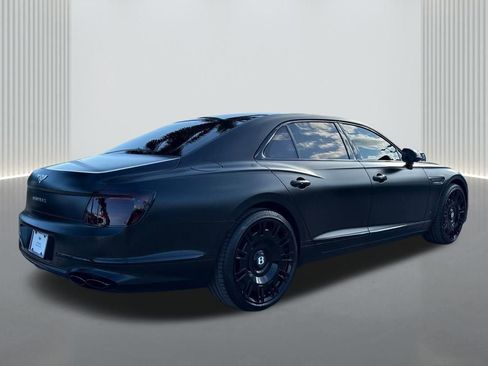 Used 2023 Bentley Flying Spur V8 image 5