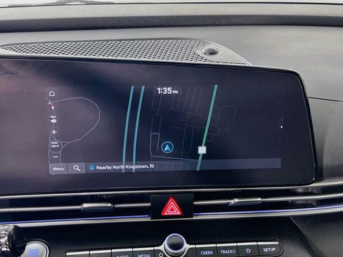 Certified 2024 Hyundai Elantra SEL FWD image 15