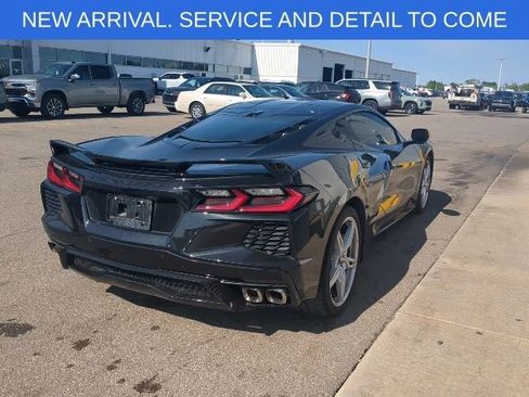 Used 2024 Chevrolet Corvette Stingray Coupe w/ Z51 Performance Package RWD image 7
