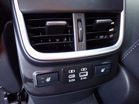 Certified 2024 Subaru Outback Limited image 11