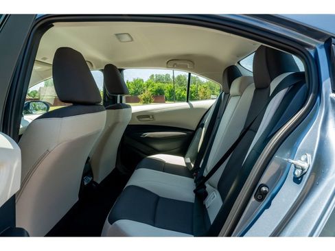 Used 2026 Toyota Corolla LE FWD image 14