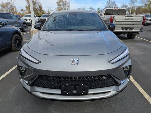 New 2026 Buick Envista Sport Touring image 3