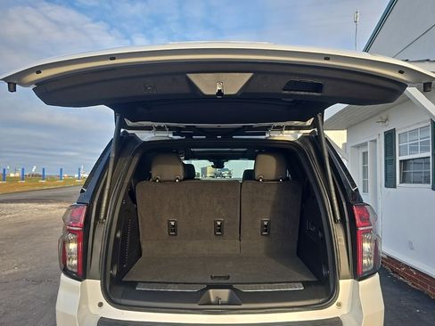 Used 2024 Chevrolet Tahoe High Country image 20