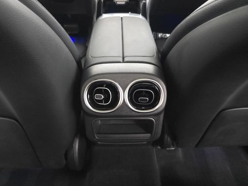 Certified 2026 Mercedes-Benz GLC 300 4MATIC image 28