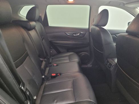 Used 2019 Nissan Rogue SL w/ Premium Package AWD/4WD image 19
