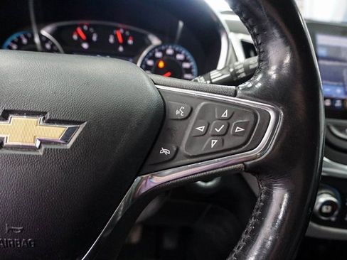 Used 2021 Chevrolet Equinox Premier image 24