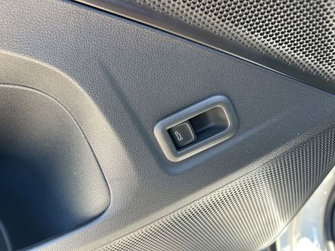 New 2026 Volkswagen Tiguan SE R-Line AWD/4WD image 20