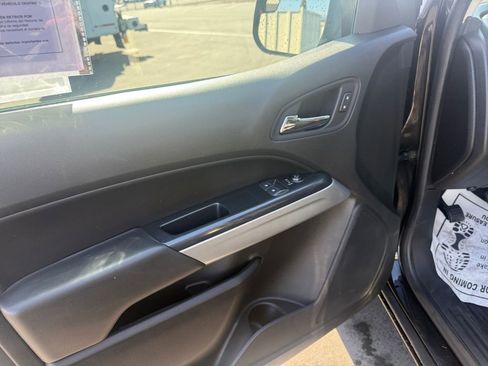 Certified 2022 Chevrolet Colorado LT w/ Fleet Safety Package image 11