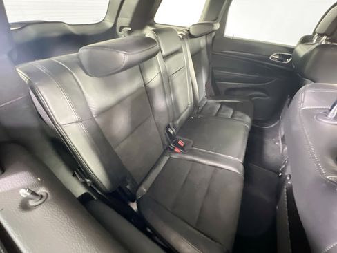 Used 2022 Jeep Grand Cherokee Laredo X image 25