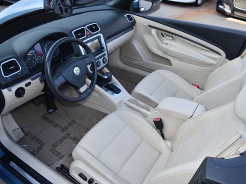 Used 2009 Volkswagen Eos Komfort image 17