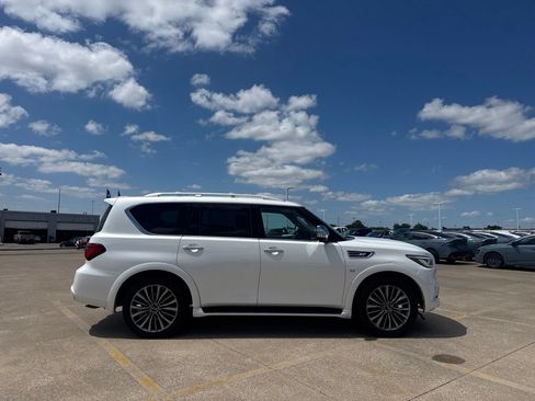 Used 2018 INFINITI QX80 2WD w/ Deluxe Technology Package image 25