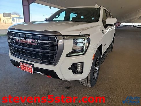 Used 2023 GMC Yukon XL AT4 w/ Technology Package image 3