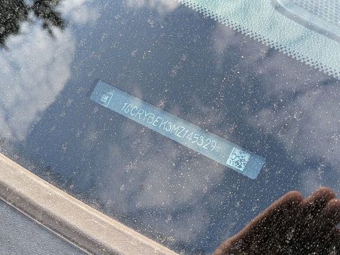 Used 2021 Chevrolet Silverado 1500 Custom image 7