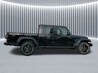 New 2026 Jeep Gladiator Willys video 2