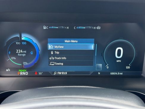 Used 2023 Ford F150 Lightning Lariat image 22