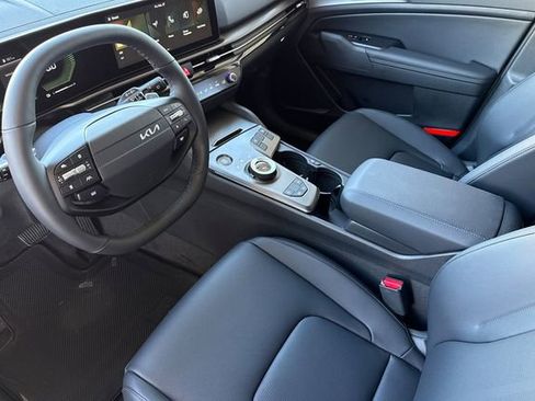 New 2026 Kia Sportage EX AWD/4WD image 11