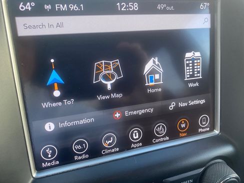 Used 2018 Jeep Grand Cherokee Limited w/ Trailer Tow Group IV image 15