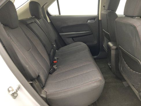 Used 2017 Chevrolet Equinox LS FWD image 19