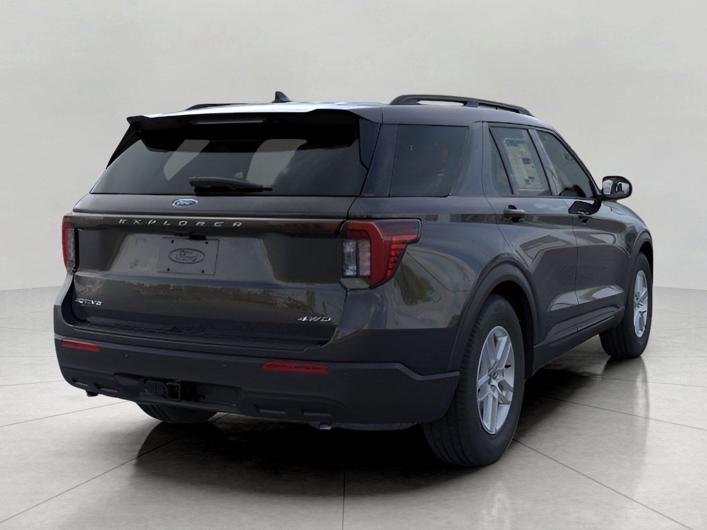 Used 2026 Ford Explorer Active AWD/4WD image 8