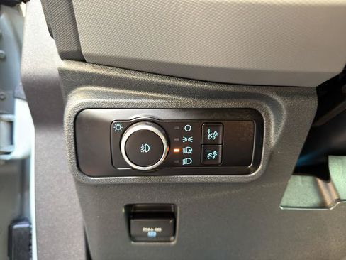 Certified 2024 Ford Bronco Black Diamond AWD/4WD image 19