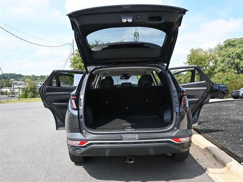 Used 2023 Hyundai Tucson SEL w/ Convenience Package image 16