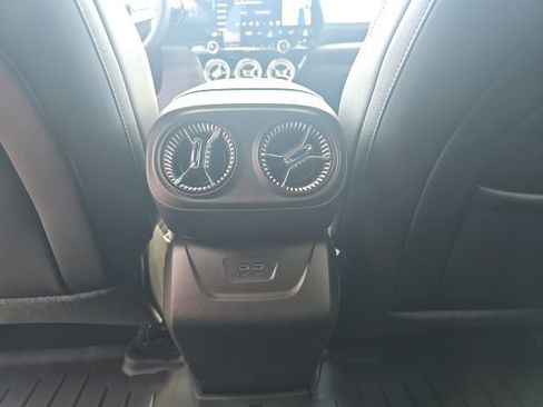 New 2025 Chevrolet Blazer EV LT image 32