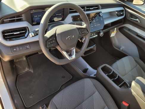 New 2027 Chevrolet Bolt LT w/ Comfort Package image 14