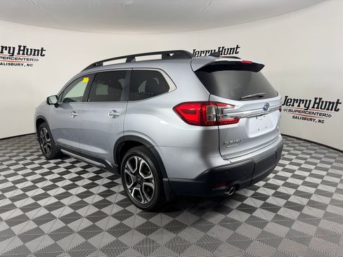 Used 2023 Subaru Ascent Touring image 8