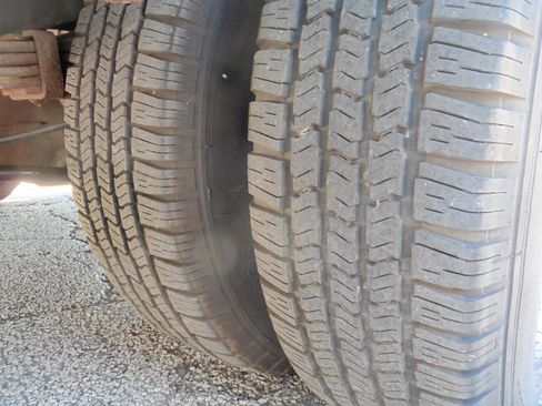 Used 2014 Ford E-350 and Econoline 350 Super Duty RWD image 23
