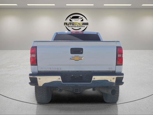 Used 2018 Chevrolet Silverado 2500 LTZ w/ Duramax Plus Package image 6