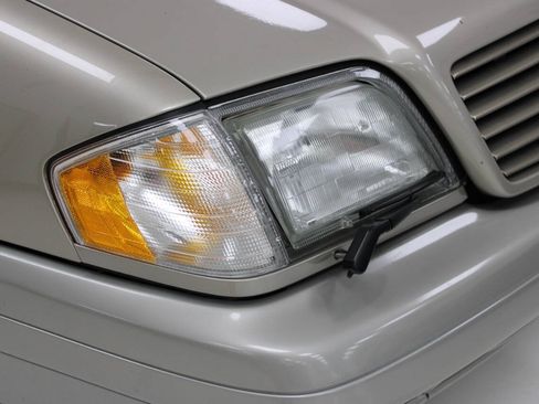 Used 1998 Mercedes-Benz SL 500 image 9