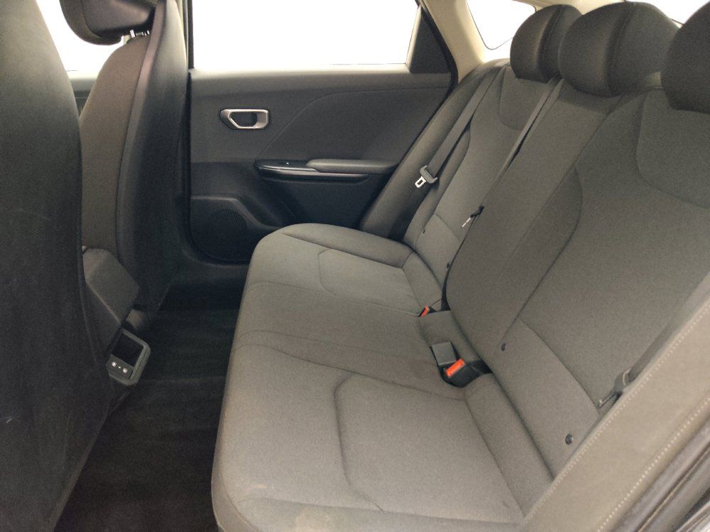 Used 2025 Kia K4 FWD image 18