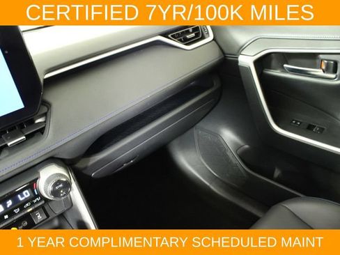 Used 2024 Toyota RAV4 XSE AWD/4WD image 16