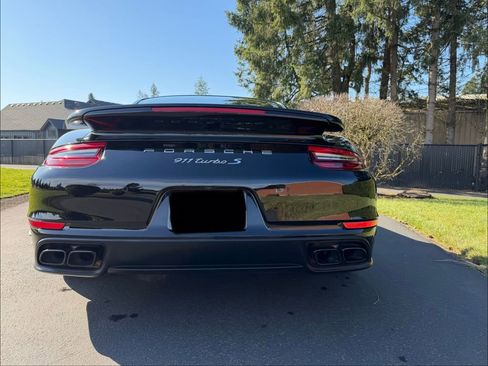 Used 2017 Porsche 911 Turbo S image 7