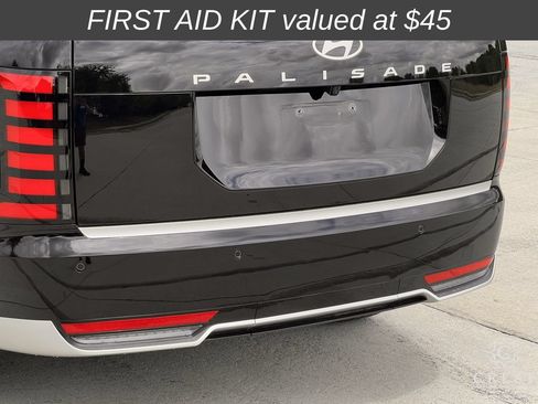 Used 2026 Hyundai Palisade Calligraphy FWD image 6