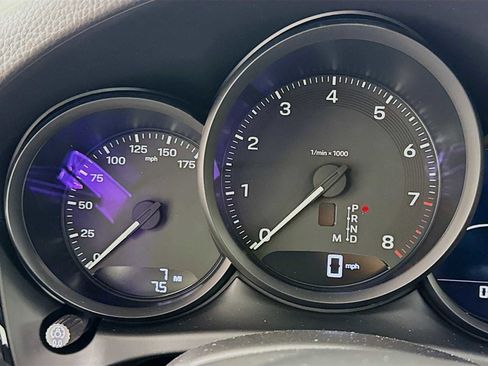 New 2026 Porsche Macan image 16