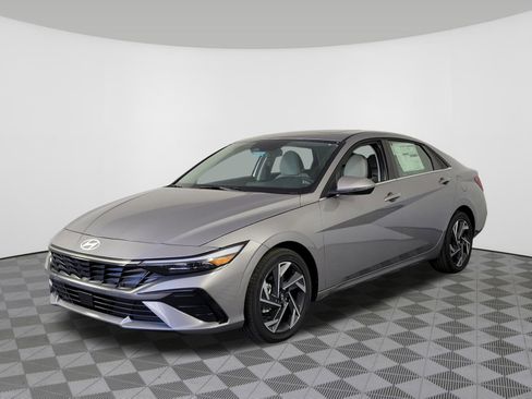 New 2025 Hyundai Elantra Limited w/ Cargo Package image 40
