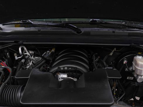 Used 2019 Chevrolet Tahoe LT AWD/4WD image 31