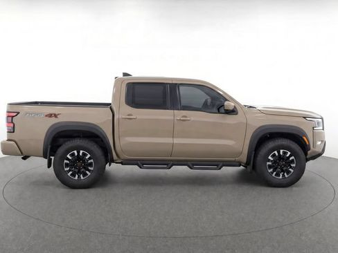 Used 2023 Nissan Frontier PRO-4X w/ Technology Package AWD/4WD image 8