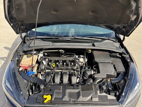 Used 2016 Ford Focus SE w/ Equipment Group 201A image 37