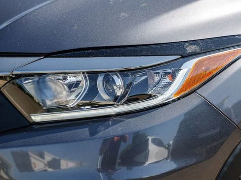 Used 2022 Honda HR-V EX image 8