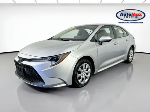 Used 2021 Toyota Corolla LE image 4