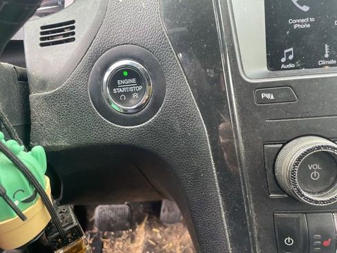 Used 2019 Ford Explorer XLT w/ Equipment Group 202A image 20