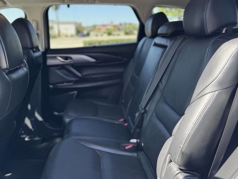 Used 2018 MAZDA CX-9 Touring w/ Touring Premium Package image 14
