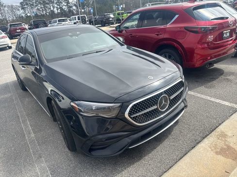 Used 2025 Mercedes-Benz E 350 4MATIC Sedan w/ Driver Assistance Package image 3